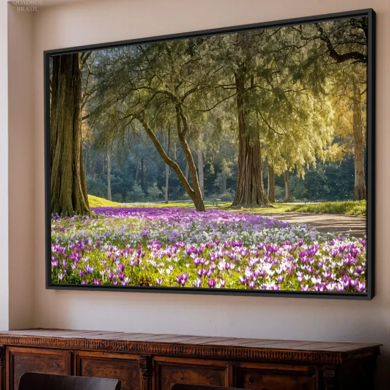 Quadro Jardim das Flores Roxas sob a Proteção das Árvores Iluminadas